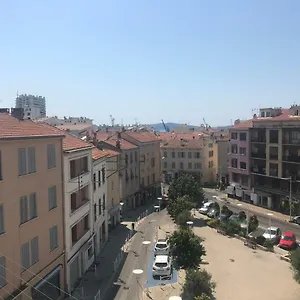 Appartement Proche Centre Ville, Port, Et Mont Faron France