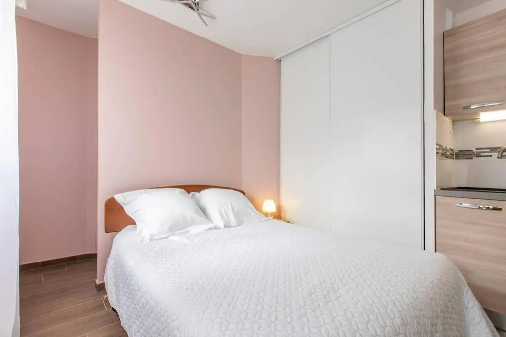 Appartement Terrasse Stella Casino Centre Classe 3 Etoiles エクスレバン フランス