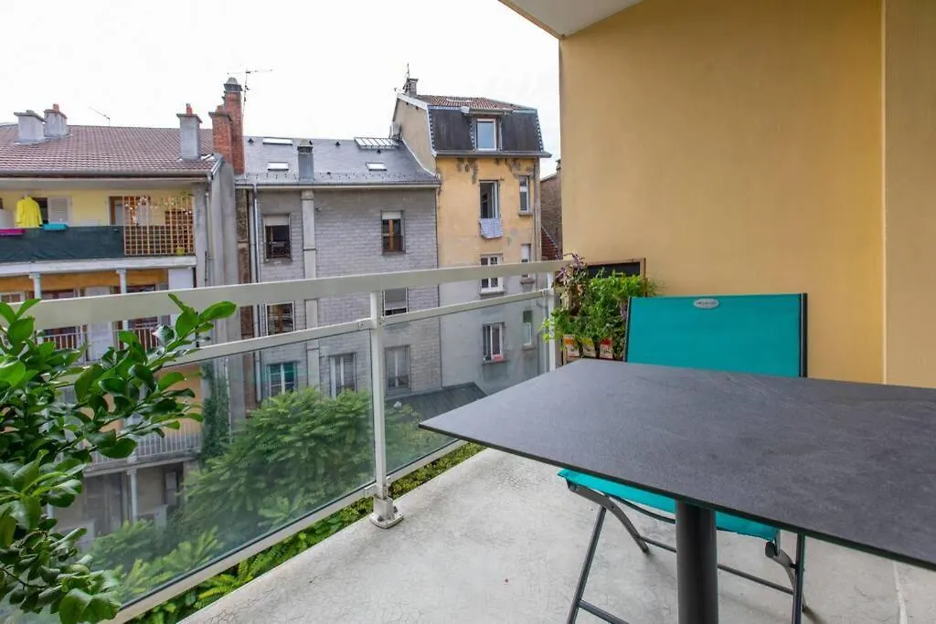Appartement Terrasse Stella Casino Centre Classe 3 Etoiles Aix-les-Bains Apartment